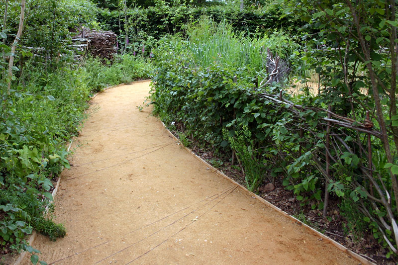 Suburban path made of compacted sand