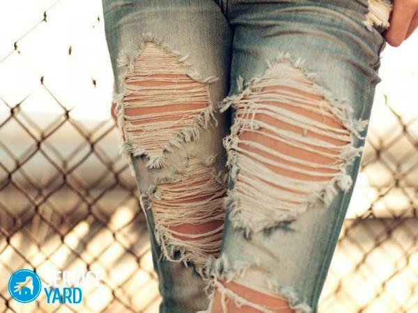 How to wash ragged jeans?