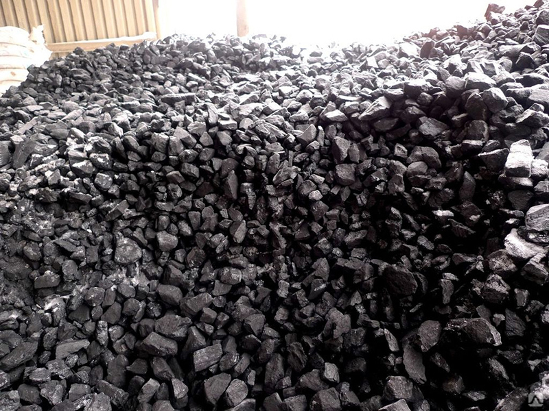 Carbón en trozos medianos