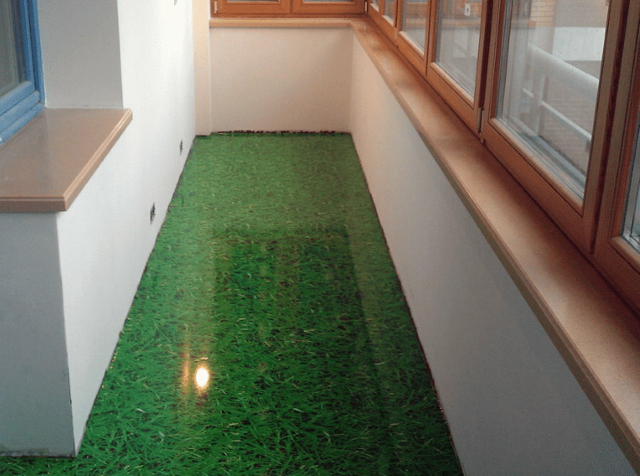 3D selvnivellerende gulv på balkongen med imitasjon av grønt gress