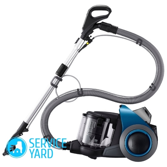 Vacuum cleaner for wet cleaning