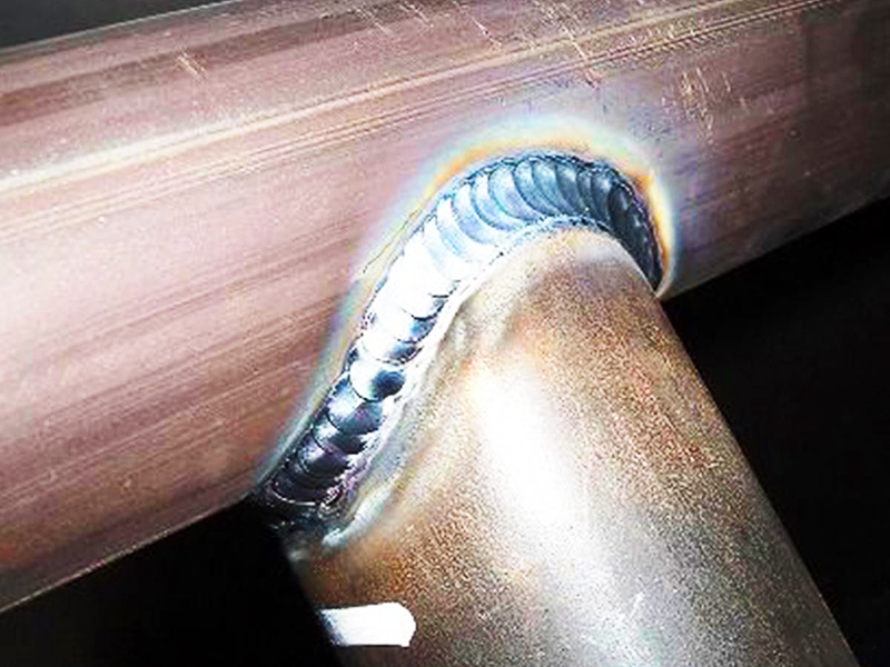 It is not so easy to make a high-quality and accurate seam when welding pipes.