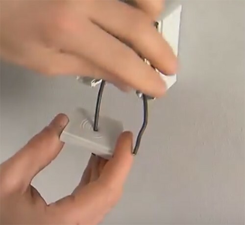A light bulb, or How to connect a one-key switch to a stationary light