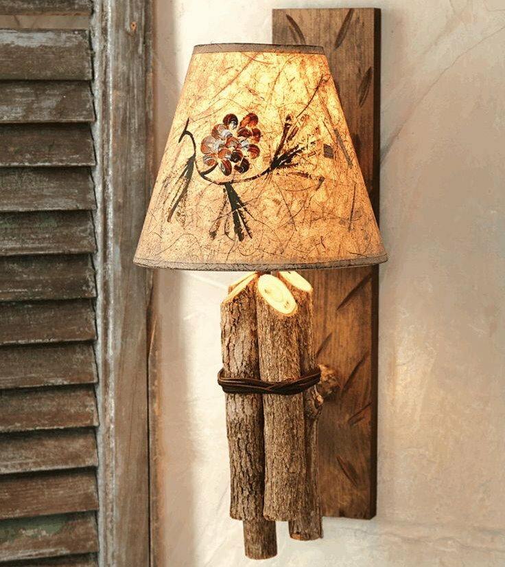 Foto de una lámpara de pared en un pasillo de estilo ecológico