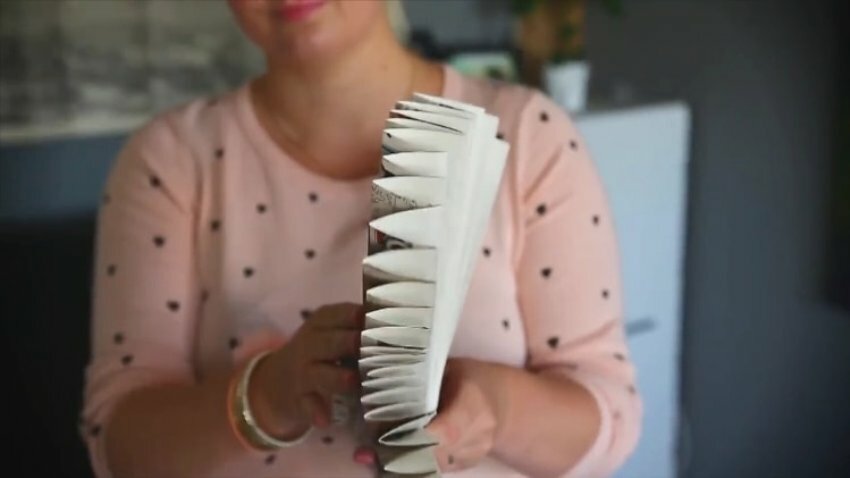 Paper accordion for homemade Roman blinds