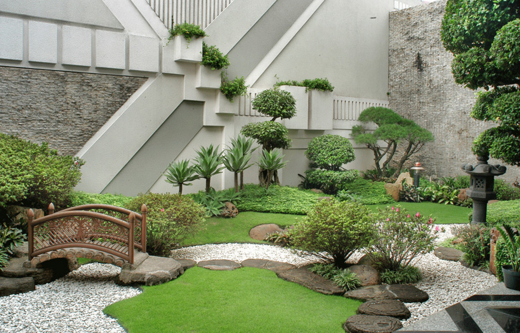 Sodas japonų stiliaus su penkiais akrų