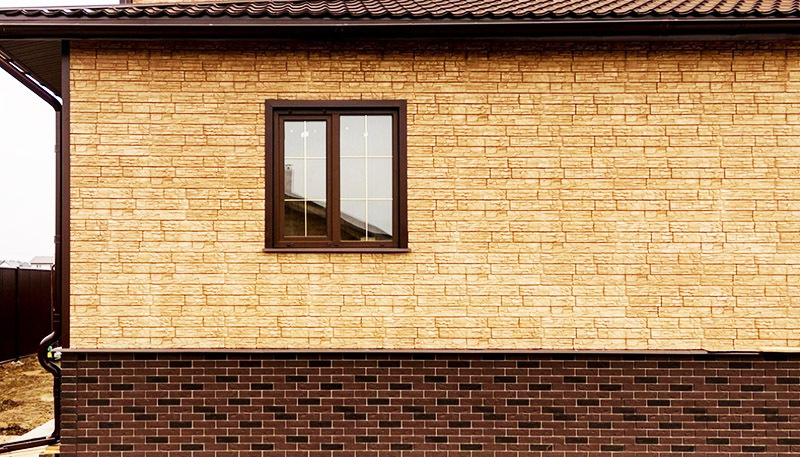 Suterénne panely na vonkajšiu výzdobu domu: typy, výhody, postup inštalácie