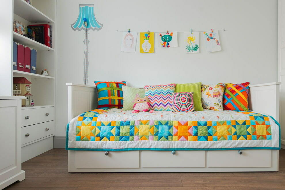 Sofá cama infantil con cajones