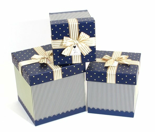 Gift box South night 14.5 * 14.5 * 14.5cm, decorative bow, cardboard, Hansibeg