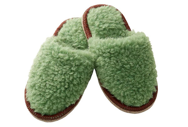 Natural fiber wool slippers