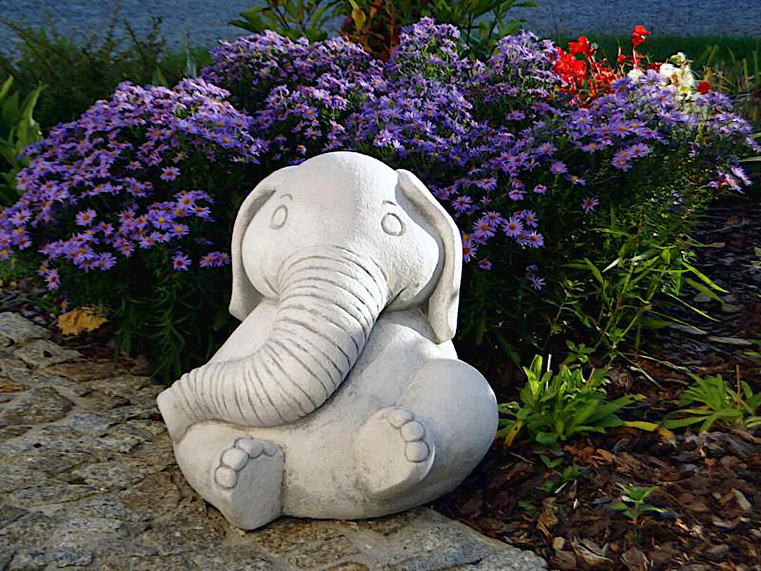Skulpturen für den Gartenelefanten
