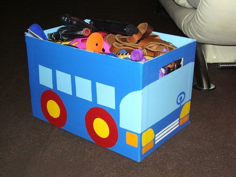 DIY idejas kastes izgatavošanai bērnu rotaļlietu glabāšanai
