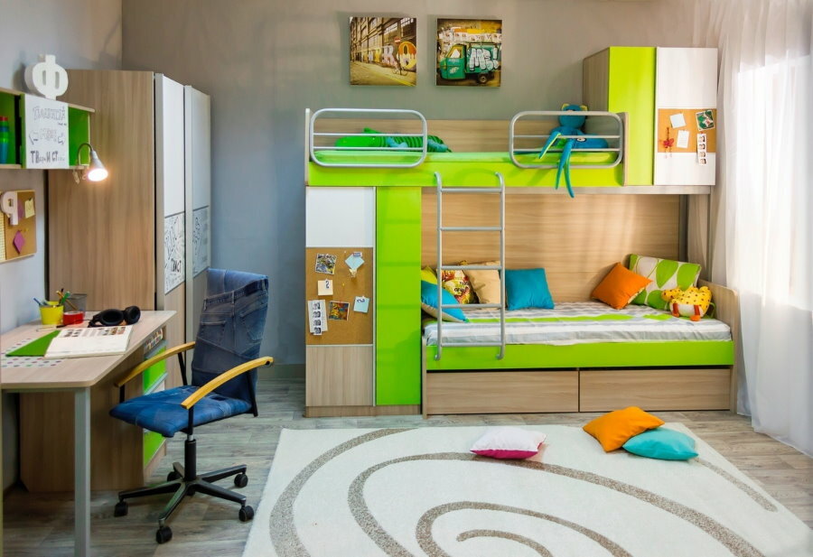 Modulare Möbel in einem Zimmer für zwei Kinder