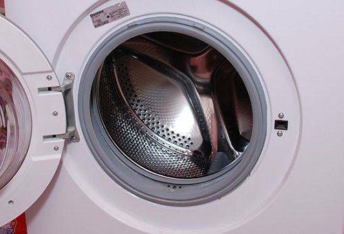 Čiščenje pralnega stroja s kisom iz obsega - hitro doma
