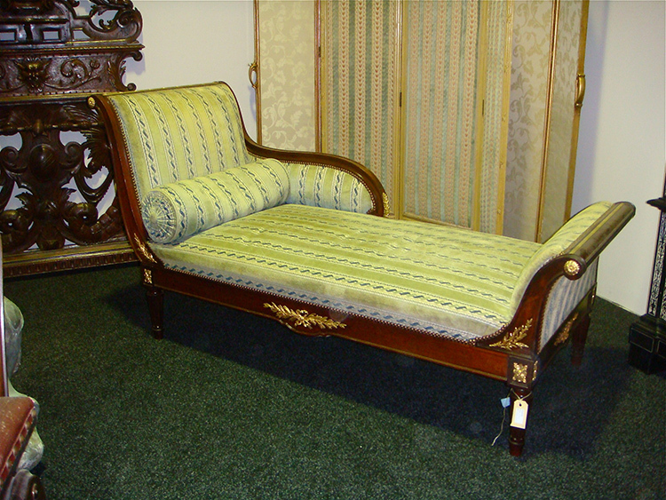 The rebirth of the couch in the 17-18 vekahFOTO: istoricheskaya-spravedlivost-express.ru