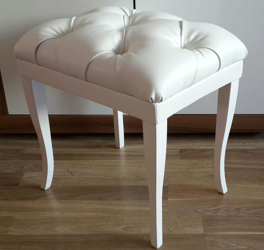 Pouf chair with white leather upholstery