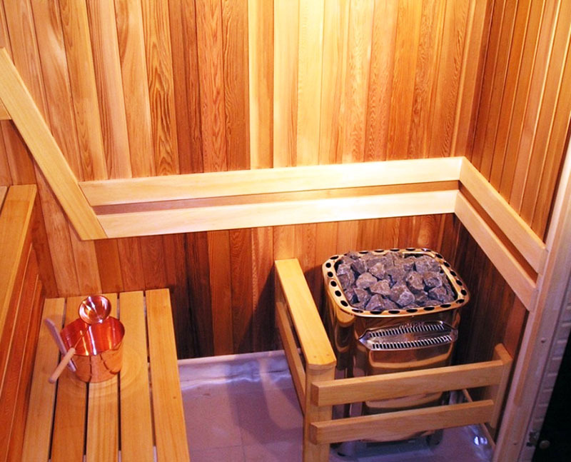 Czy można wyposażyć saunę w mieszkaniu miejskim: wskazówki od mistrzów?