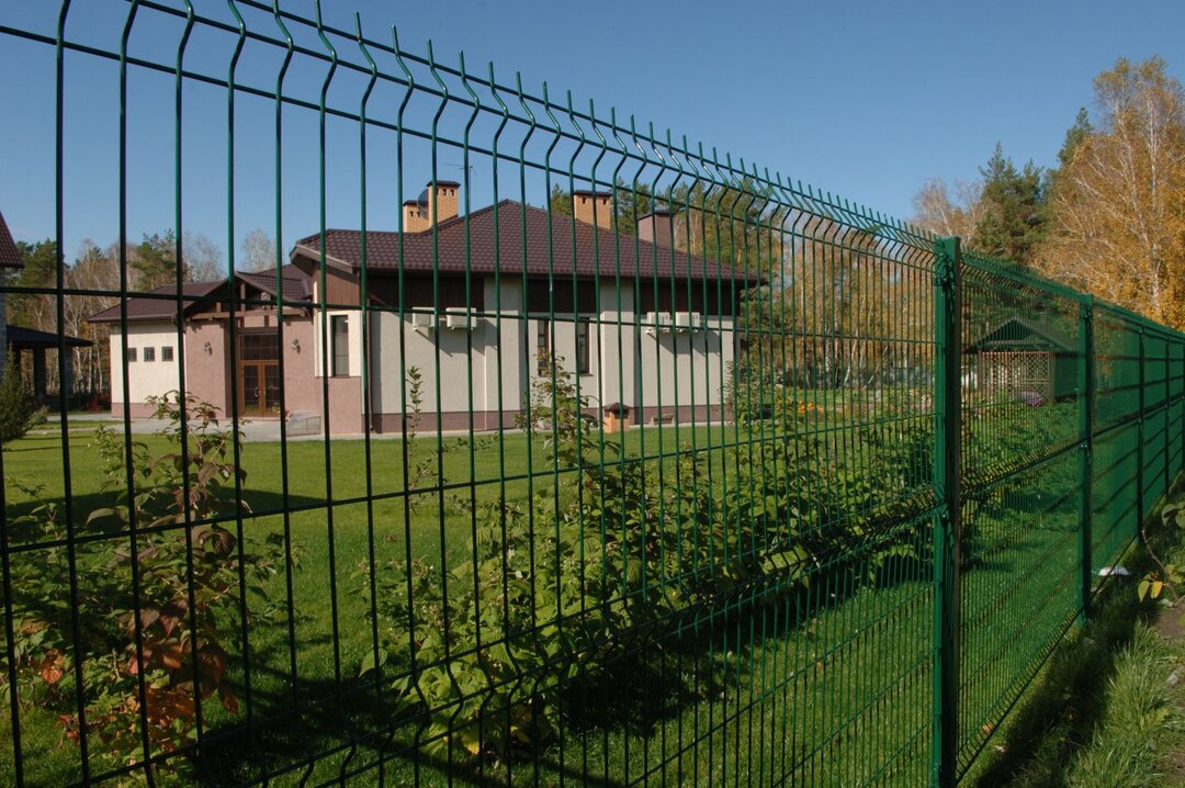 fence mesh types and features