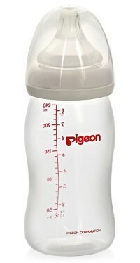 Feeding bottle (from 3 months) Pigeon Peristalsis Plus with a wide mouth, 240 ml