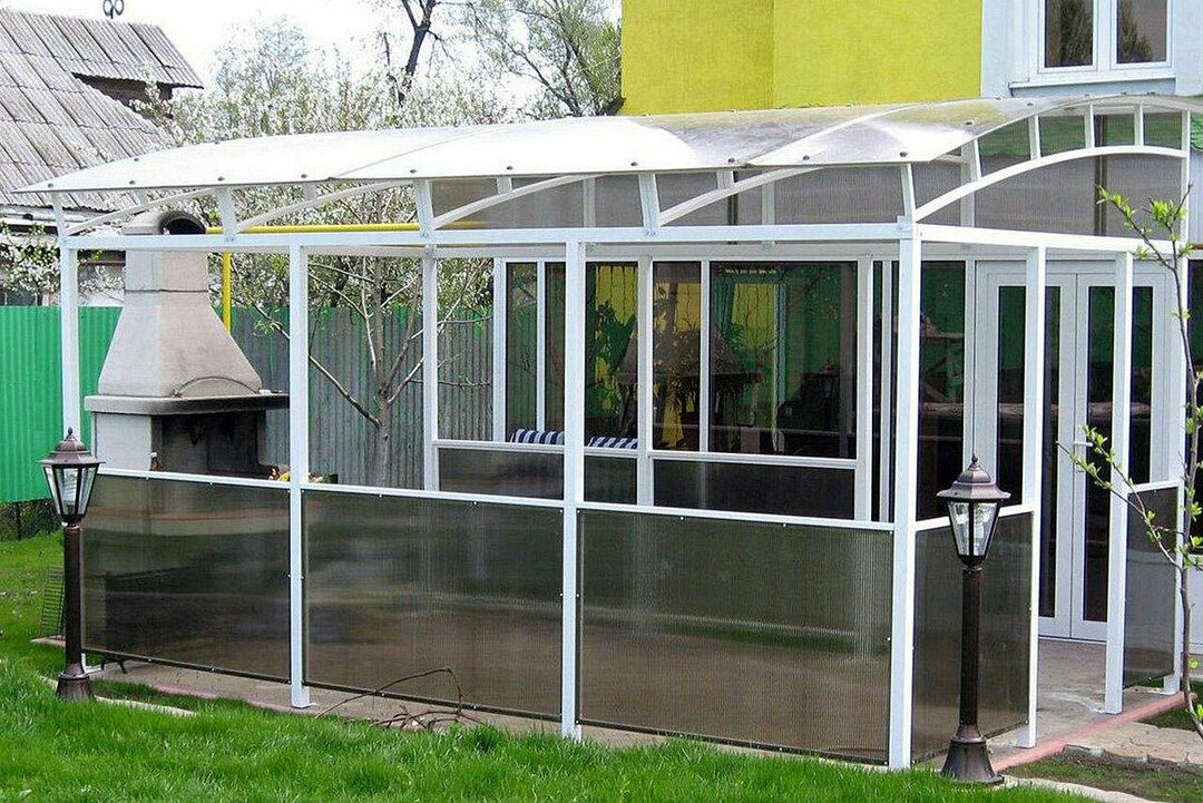 Attached gazebo with polycarbonate roof