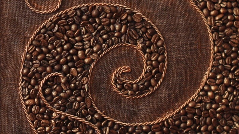Kávová zrna v interiéru: 7 nápadů na aplikaci, která provoní váš domov