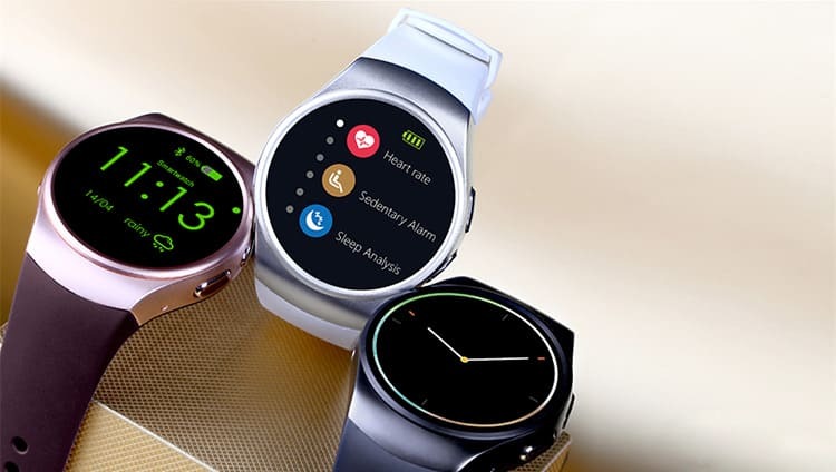 In a smart watch, you can independently choose an analog or digital display of hours and minutes.