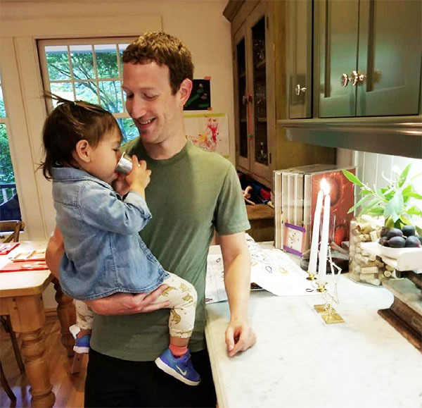 Lyx är inte det viktigaste: dollarn miljardärens ödmjuka liv, Facebook -grundaren Mark Zuckerberg