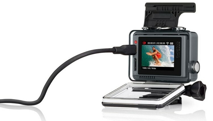 GoPro HERO + LCD Največje možnosti pritrditve vam bodo pomagale varneje popraviti fotoaparat