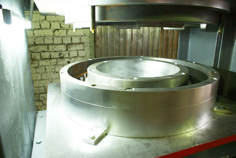 For in-line production, molds are made of metal by stamping