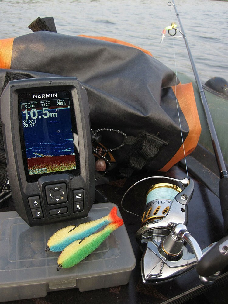 Pārskats par labākajiem GPS navigatoriem medībām un zvejai Garmin