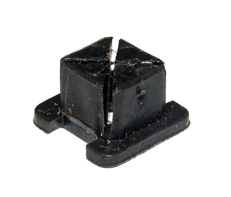 Držač samoreznih vijaka / kvadratni klip / plastika 9x9x6