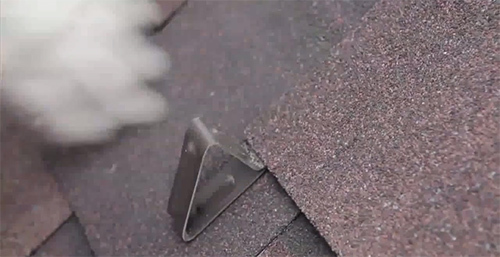Non c'è bisogno di aver paura delle valanghe: perché vale la pena installare i paraneve sul tetto