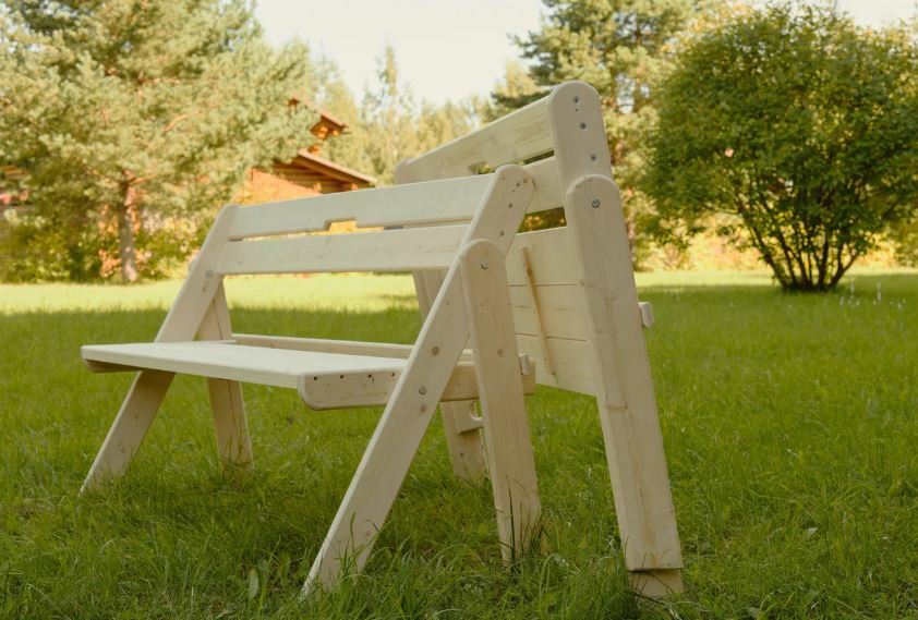 Składana ławka ogrodowa z desek sosnowych