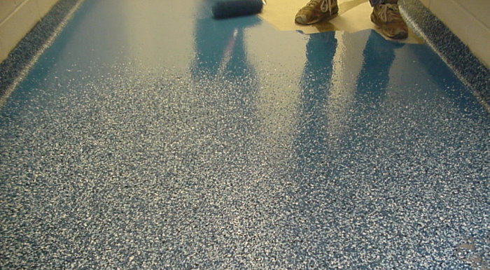 Hælde selvnivellerende gulv epoxy typen