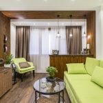 Interieur met licht groen meubilair