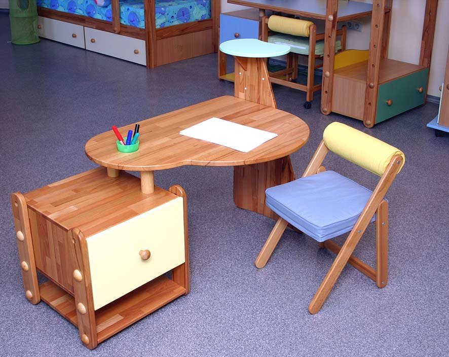 vaikiški baldai