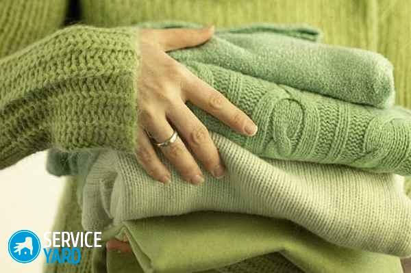 Hogyan lehet egy pulóvert leengedni, ami leült a mosás után?