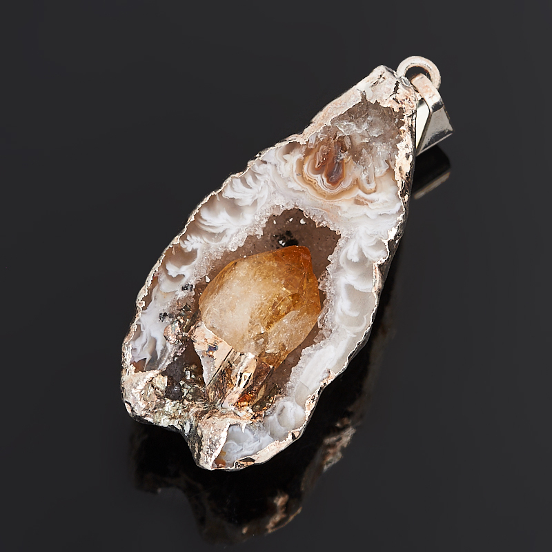 Kulons ahāts pelēks (bij. sakausējums) ģeode ar citrīna kristālu 3,5-4,5 cm