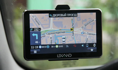 The whole world in the palm of your hand: which navigator should I buy?