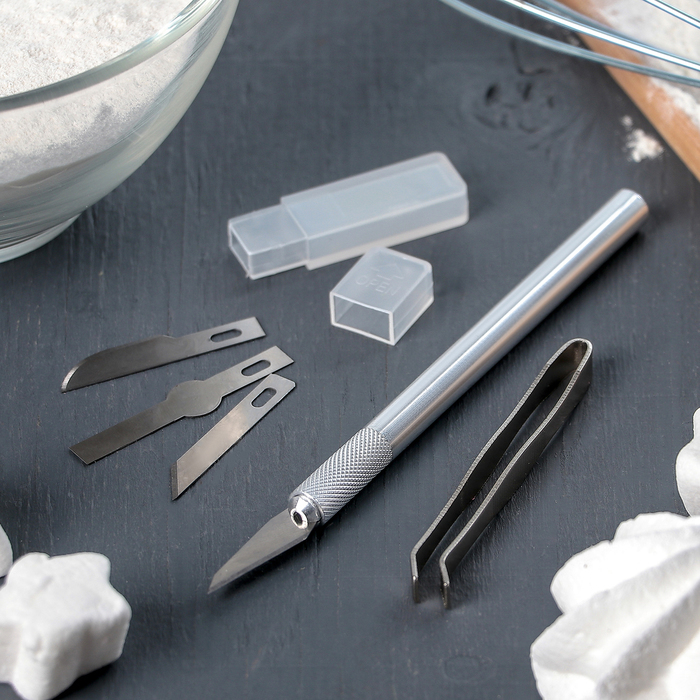 Juego de herramientas para decorar pastelería: soporte, 2 accesorios, pinzas