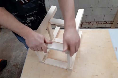 Jak zrobić stołek własnymi rękami