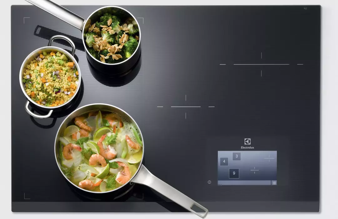Cookware on the induction hob