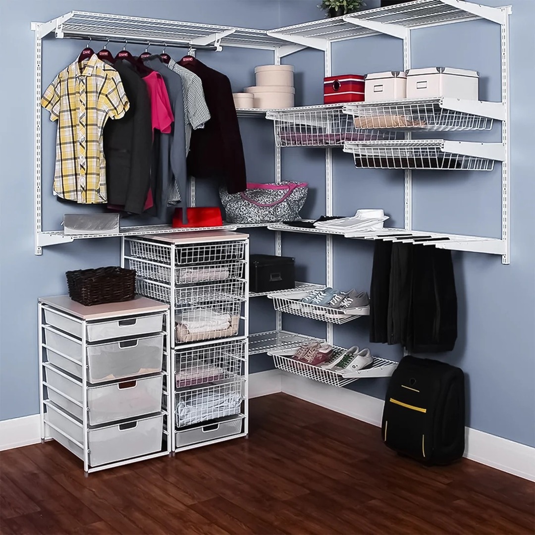 Wymiary garderoby: głębokość półki, szerokość korytarza i inne przykłady w pomieszczeniu