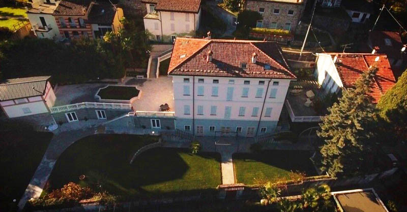 Vlagyimir Szolovjov luxus kastélya: lakás, helyszín, villa, Olaszország, kunyhó, belső tér, bútor, ház, Rubljovka