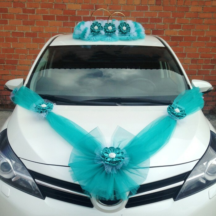 Set for car decoration " Kanzashi": rings on the roof, a bow on the radiator, 4 bows on the handles, 2 ribbons on the hood, white-turquoise