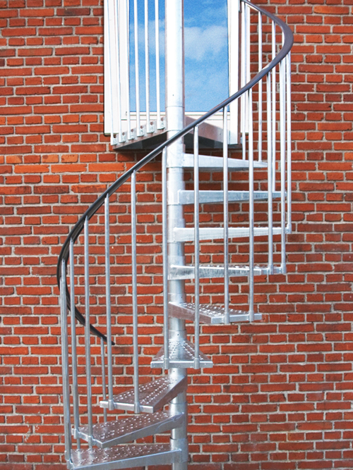 Las escaleras externas o internas pueden ser en espiral; esto supone un importante ahorro de espacio