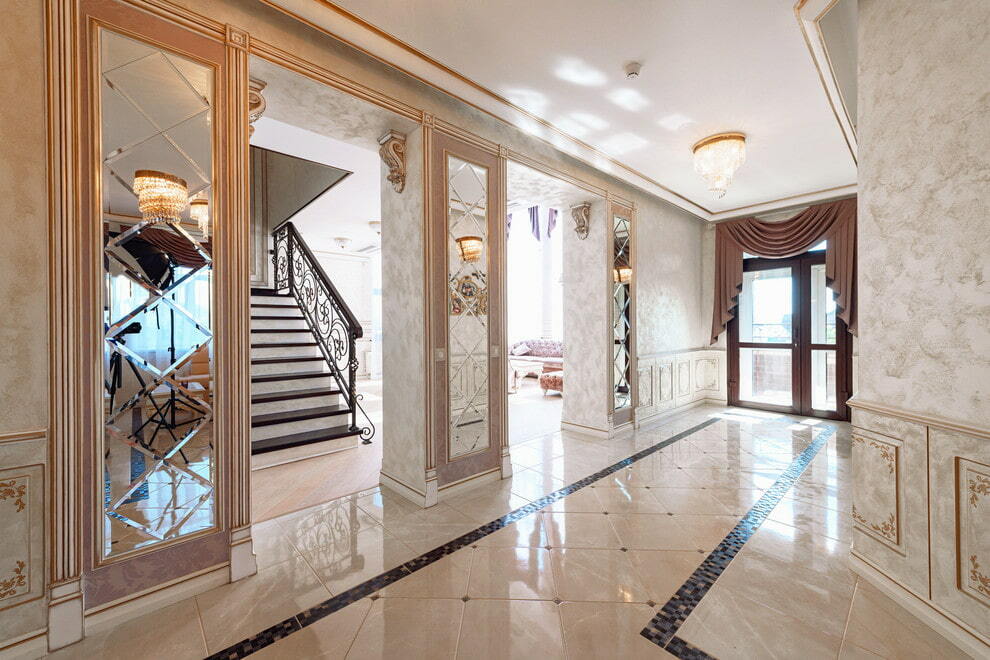 entrance hall in a private house design photo