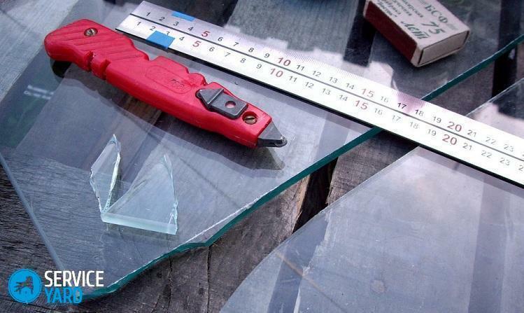 How to cut hot glass at home?