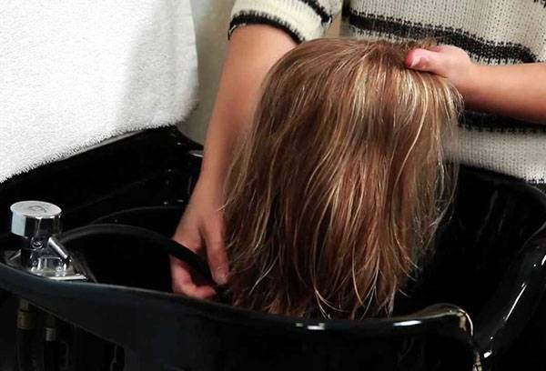 Cómo lavar la peluca en casa: lavar, secar y guardar