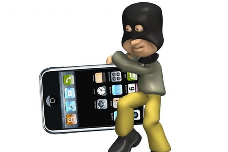 Si le roban su teléfono inteligente, no espere a que la policía reaccione. La mayoría de las veces, solo encuentran dispositivos por pura suerte.